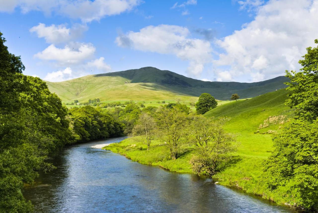 Lune Nestled Between District And Yorkshire Dales
