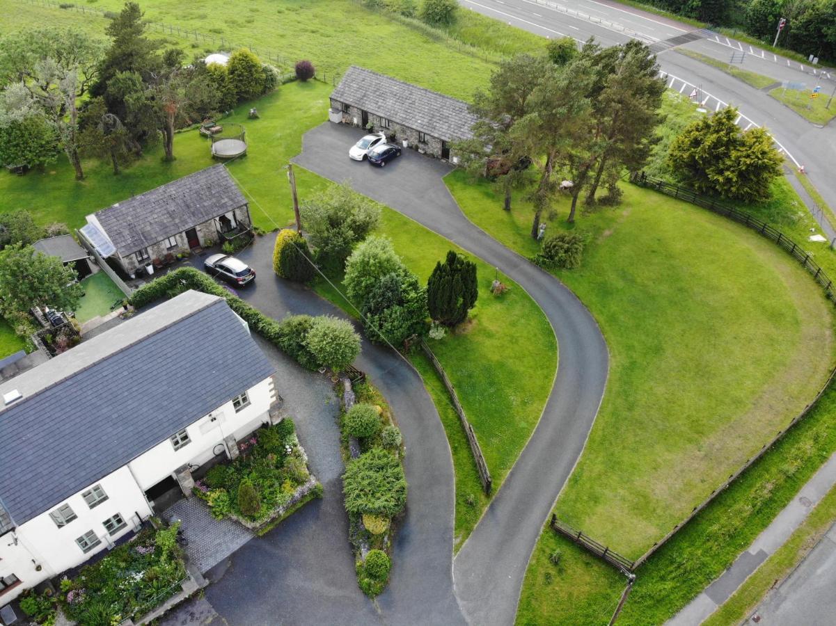 Lune Nestled Between District And Yorkshire Dales * Tebay (Cumbria)