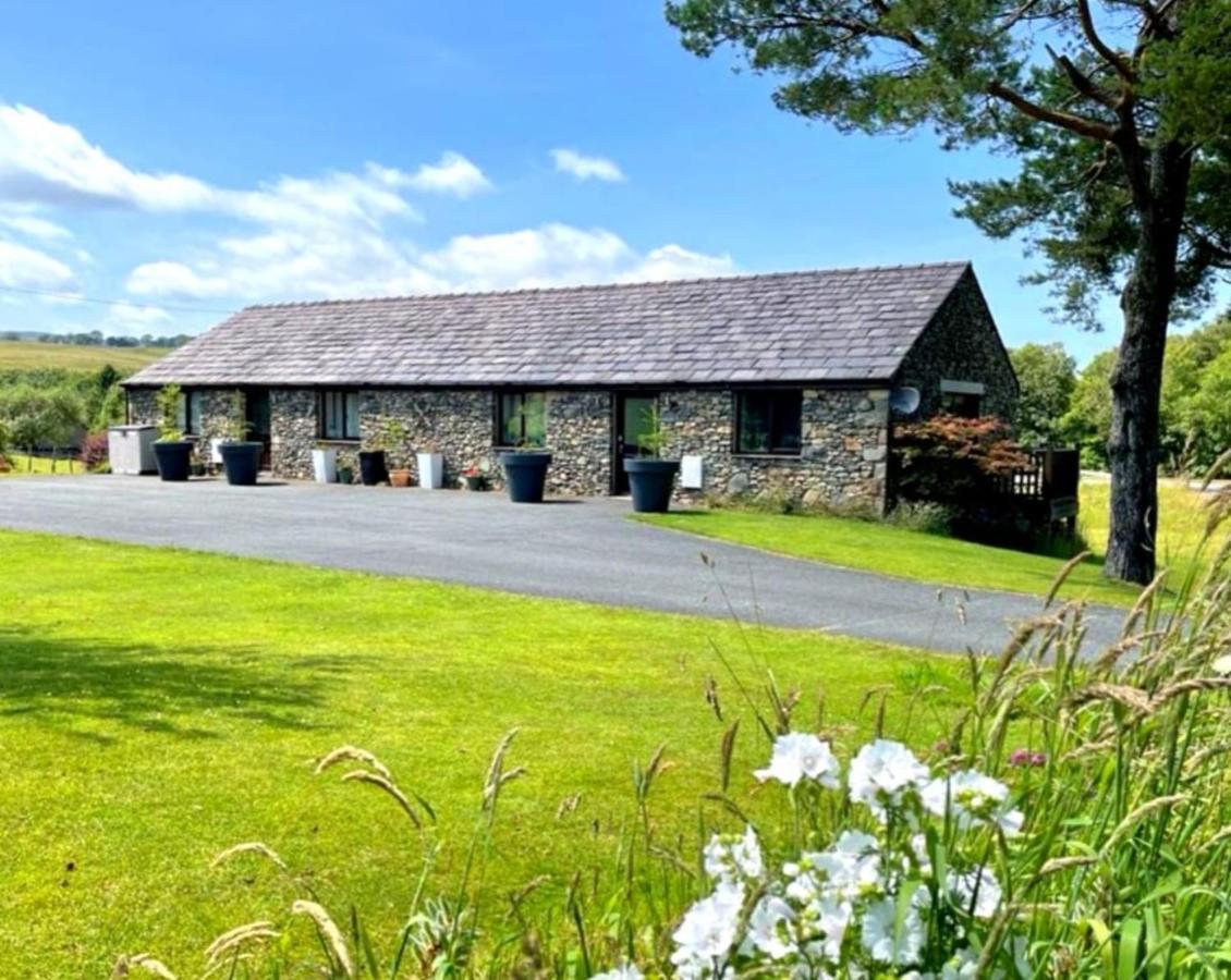 Lune Nestled Between District And Yorkshire Dales *