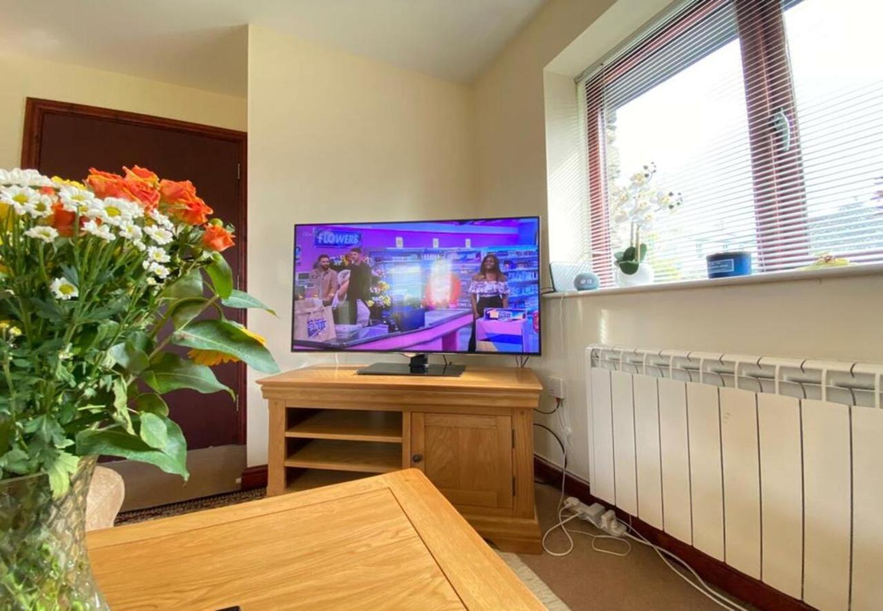 Chalet Lune Nestled Between District And Yorkshire Dales *