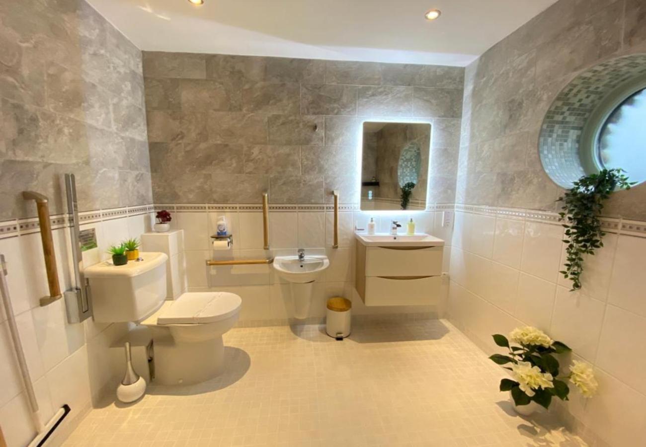 Lune Nestled Between District And Yorkshire Dales Chalet *